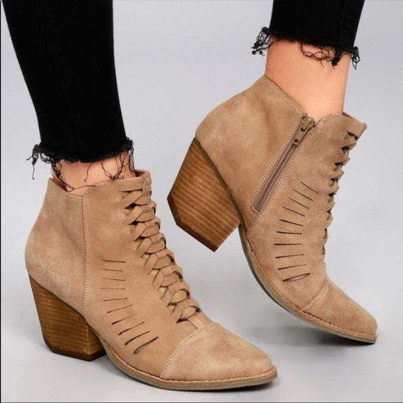 Free People Shoes - NIB Saddle Western Woven Top Boho Ankle Boots